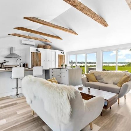 Waterfront Cottage "The Dream" With Private Hot Tub Шедьяк Экстерьер фото